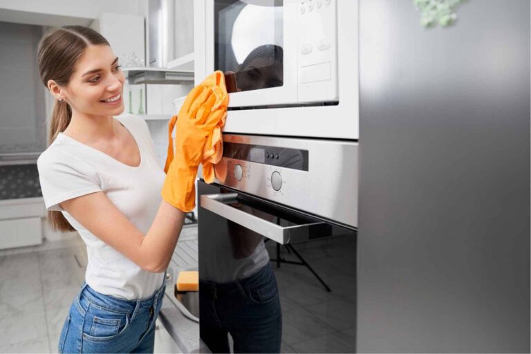 Guide to Using Self-Cleaning Ovens Safely