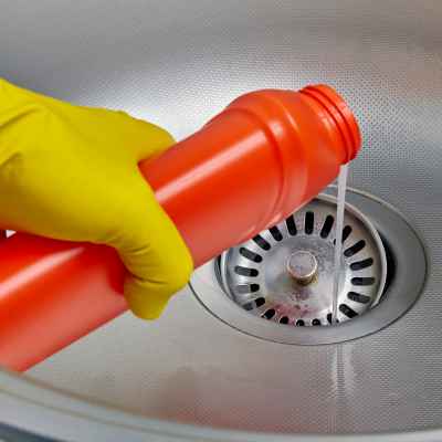 Using the Drain Cleaner